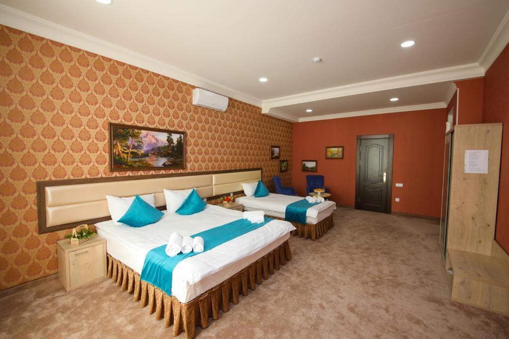 Hotel Globus Tashkent Exterior foto